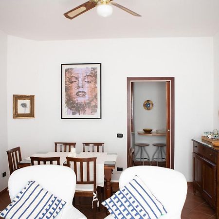 B&B Casa Di Claudia Marina Di Carrara Exterior photo